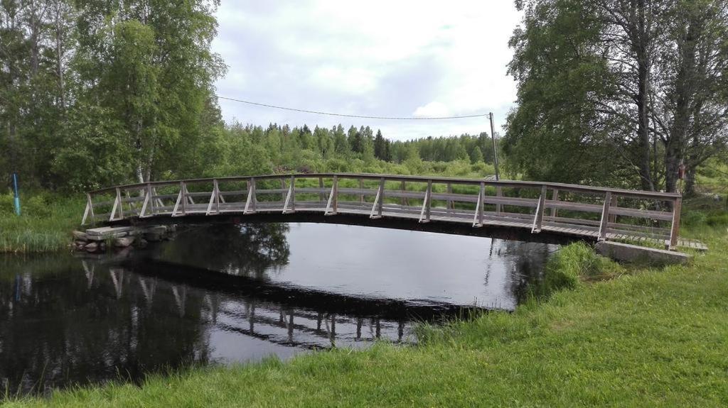Maaseutuhotelli Hirvikoski Sykarainen Экстерьер фото